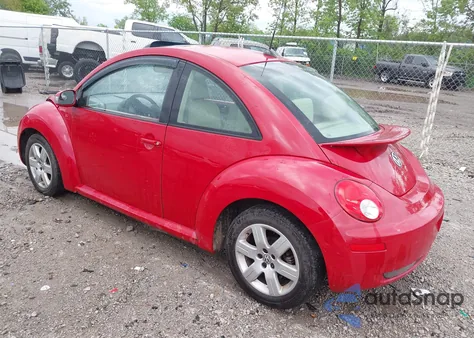 2007 Volkswagen New Beetle 2.5 from USA, damaged, VIN 3VWRW31C47M517385